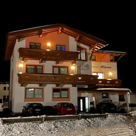 فندق مبيت وإفطار Haus Alpina & Schoepf 3*