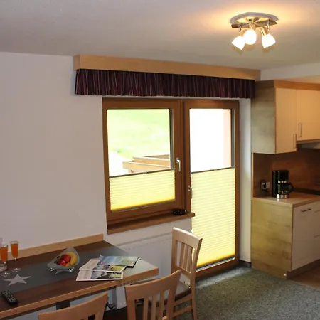 Haus Alpina & Schoepf 3* 란켄펠트