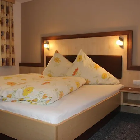 Bed & Breakfast Haus Alpina & Schoepf