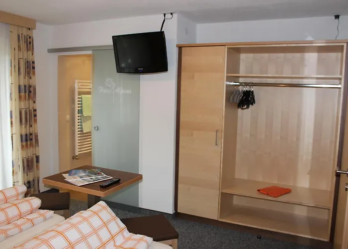 Haus Alpina & Schoepf