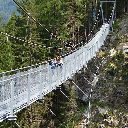 Haus Alpina & Schoepf Лангенфельд