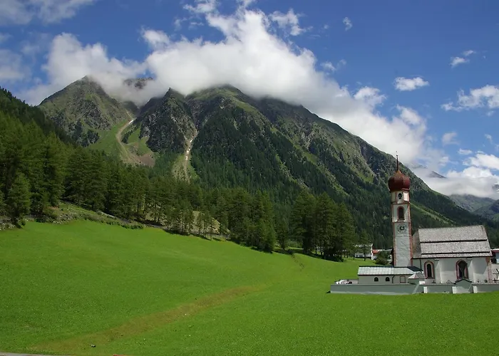 Haus Alpina & Schoepf Bed and Breakfast Λάνγκενφελντ